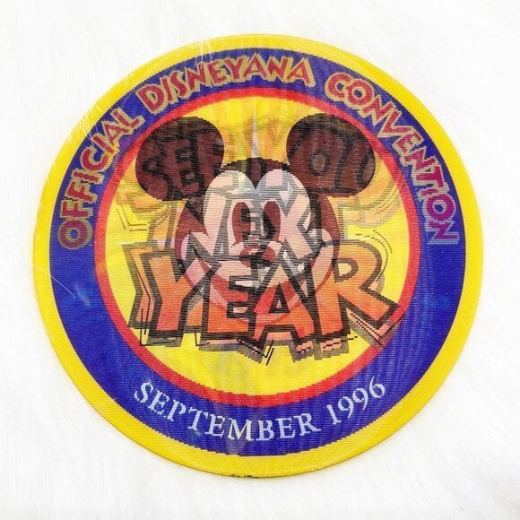 🔮 5/$25 Disney 1995 Disneyana Convention Mickey &‎ Donald Lenticular Pin - Picture 1 of 8